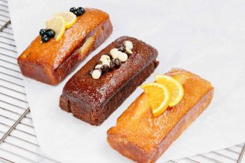 Le Grenier à Pain Mini Pound Cakes